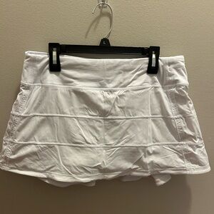 Lululemon 12” pace rival skirt white